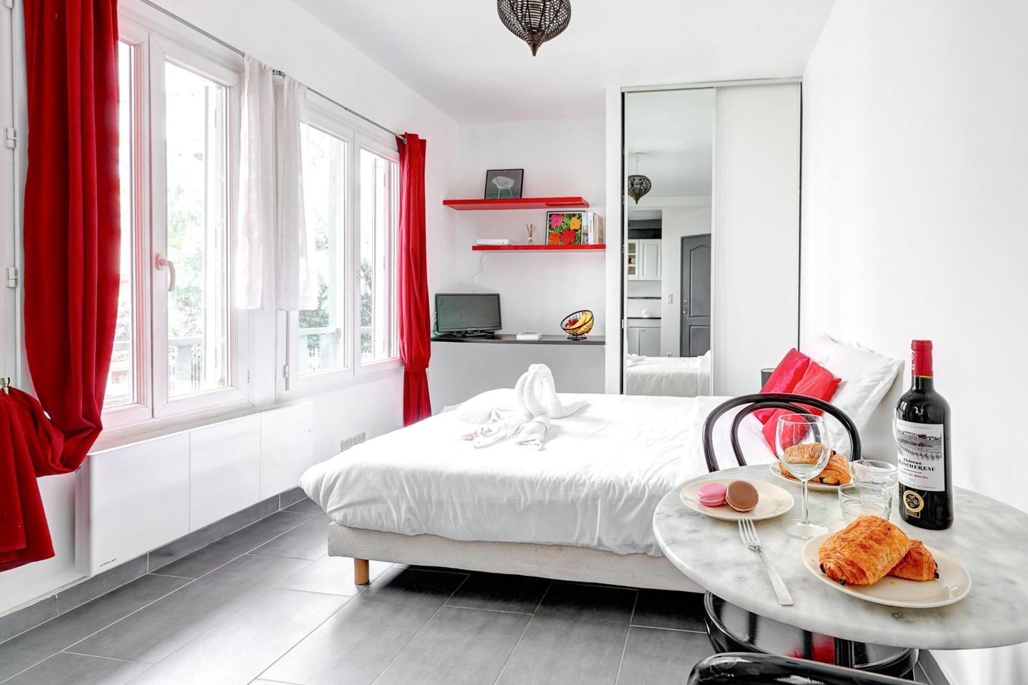 Appartement 103 - Tour Eiffel - Cosy Cocon Pour 2
